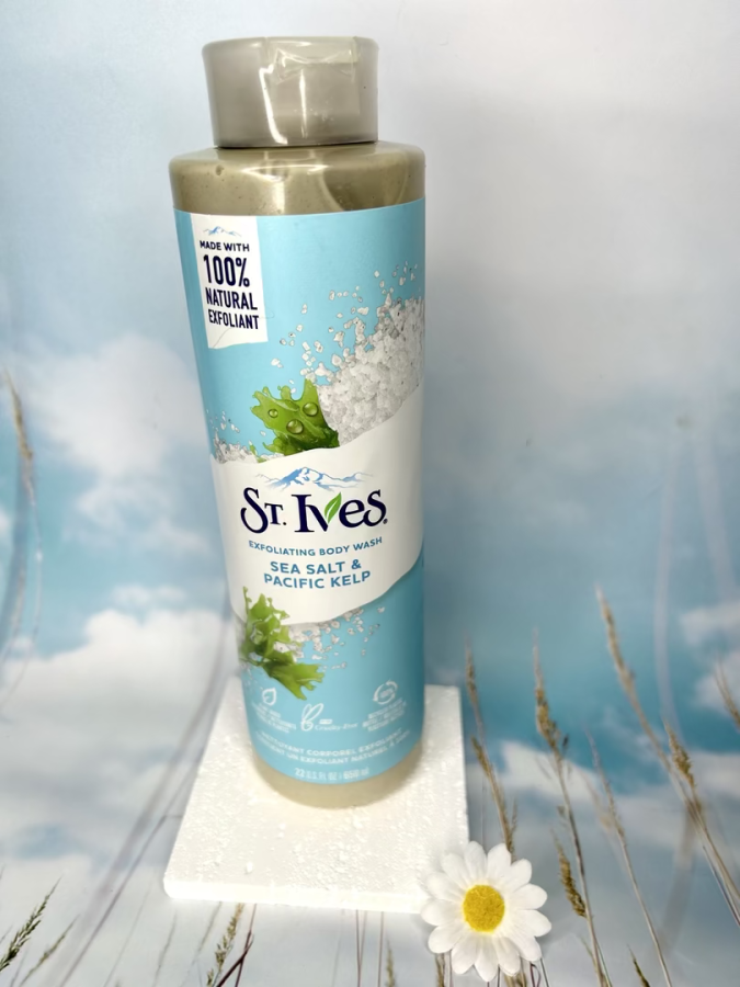ST. Ives Exfoliating Body Wash Sea Salt & Pacific Kelp