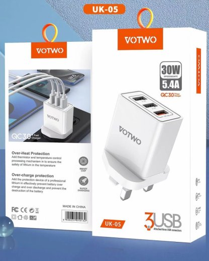 UK-05 30W 3USB Fast Charger