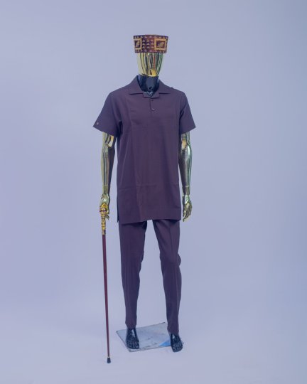 Elegant Brown Short-Sleeve Men's Tunic with Beaded Hat