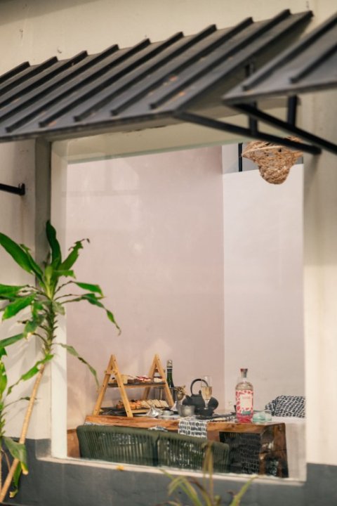 Iro Lagos Full MonTea