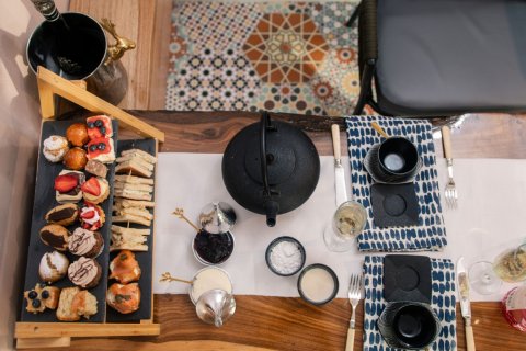 Iro Lagos Full MonTea