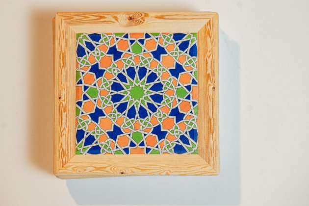 Decorative ceramic coaster