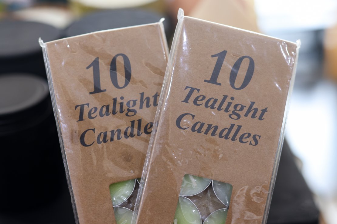 Tea light candles